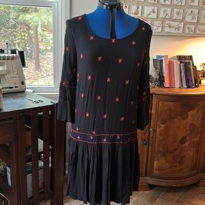 Hinge drop waist embroidered dress